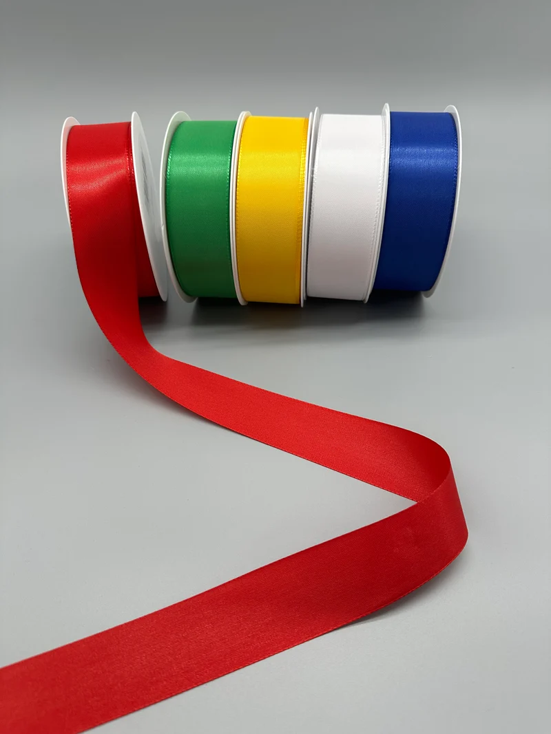 Taftband á 50 m (Breite: 6 cm)