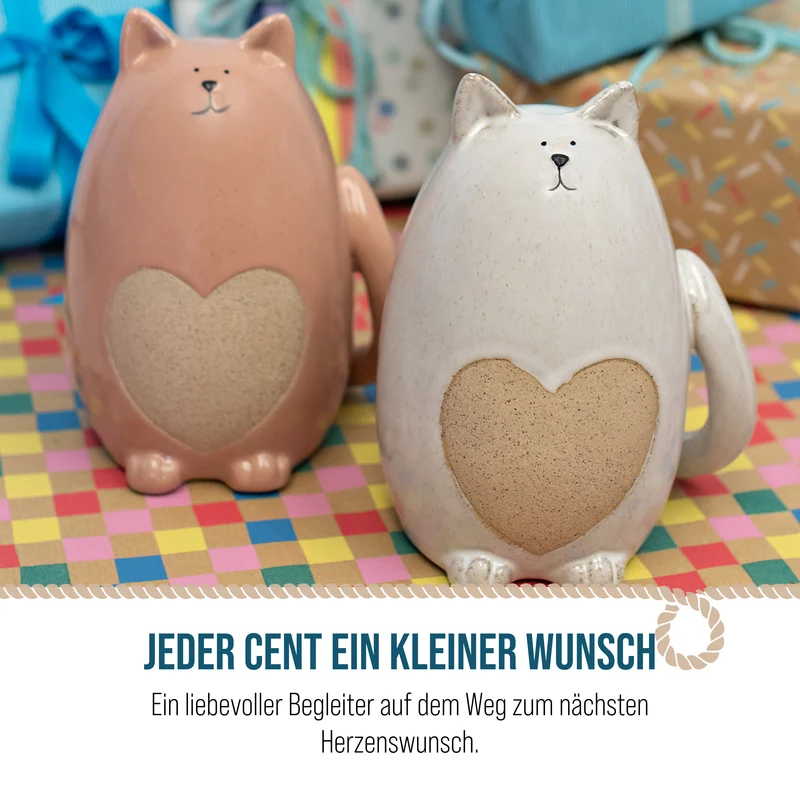 Spardose Katze Keramik 17 cm in Naturton mit Herzdetail