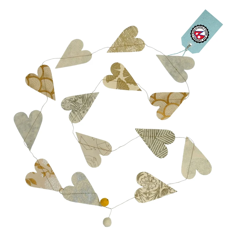 Girlande Herzen Metallic Gold und Silber aus Naturpapier und Filz 183 cm handgefertigt in Nepal