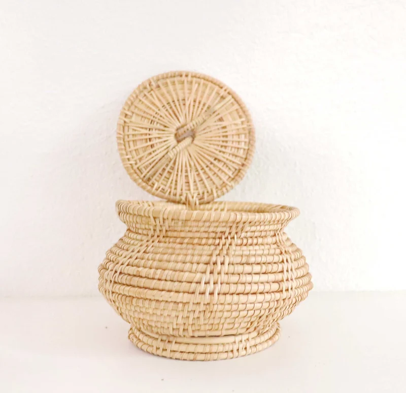 SA NA Rattan Storage Box with Lid