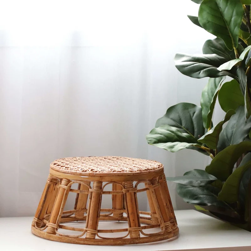 PRA JAN - Rattan Ottoman