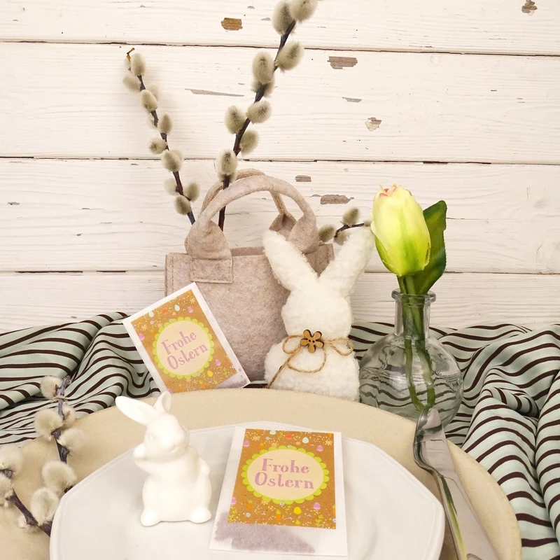 Frohe Ostern Samentütchen 10er Set - Kressesamen Gastgeschenk zu Ostern mit buntem Osterdesign - Samen Geschenk für Osterfeier, Gäste oder Kunden - Logbuch-Verlag
