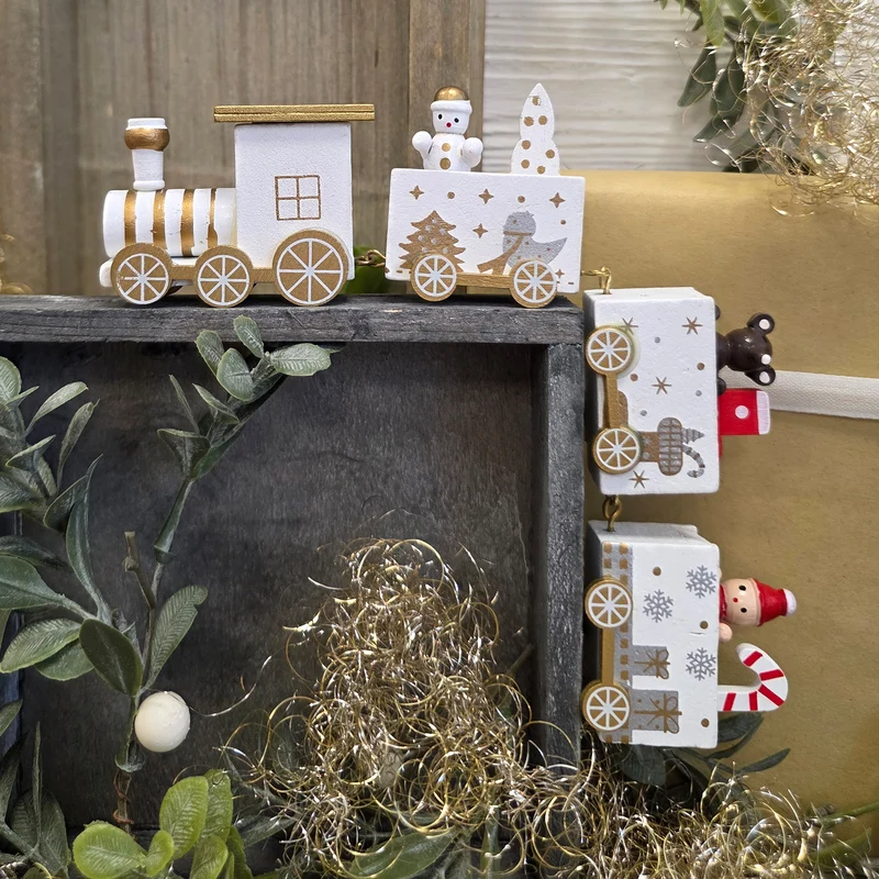 Logbuch-Verlag Holz Zug 4-teilig Weiß 21 cm lang – Weihnachtsdeko mit Figuren und goldenen Details