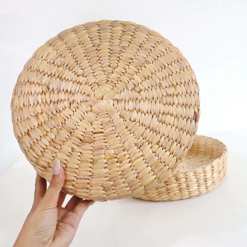 CHA SHA Handwoven Round Seagrass Basket with Lid (Wholesale)