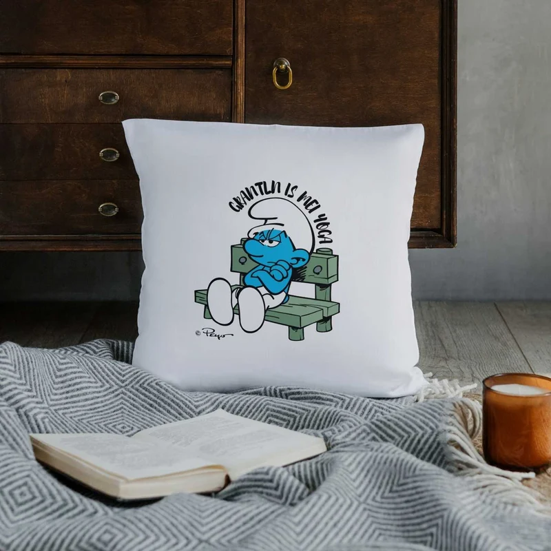 ®Die Schlümpfe "Grantln is mei Yoga" Kuschelkissen