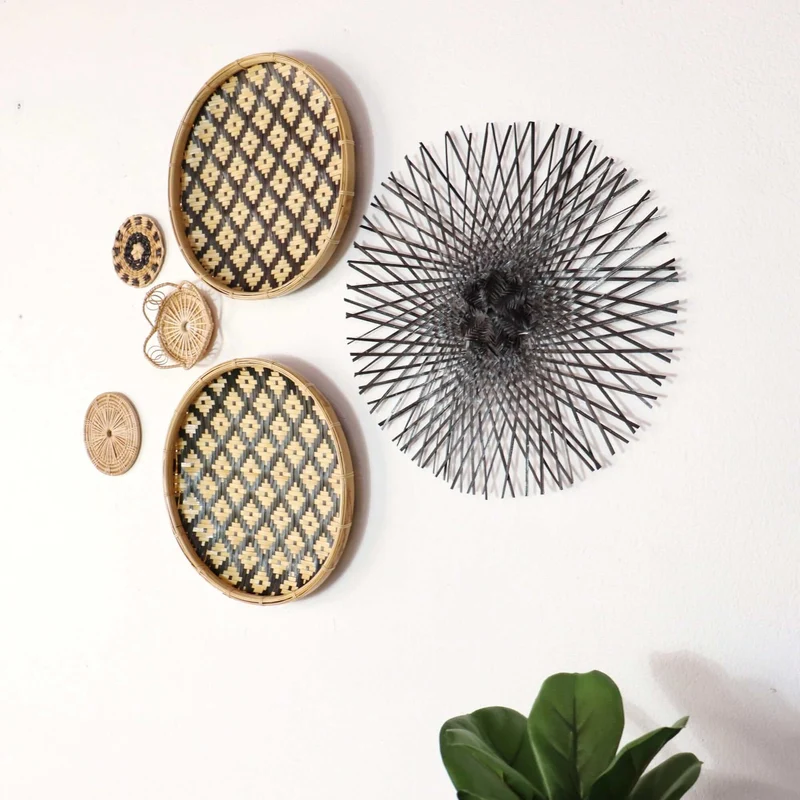 CHOM MA NAT - Wall Hanging