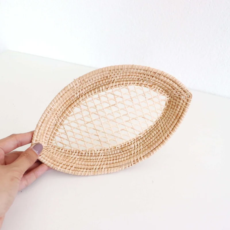 Natural Oval Rattan Storage Tray Basket — Boho Handwoven Open-Weave Wicker Bread Organizer