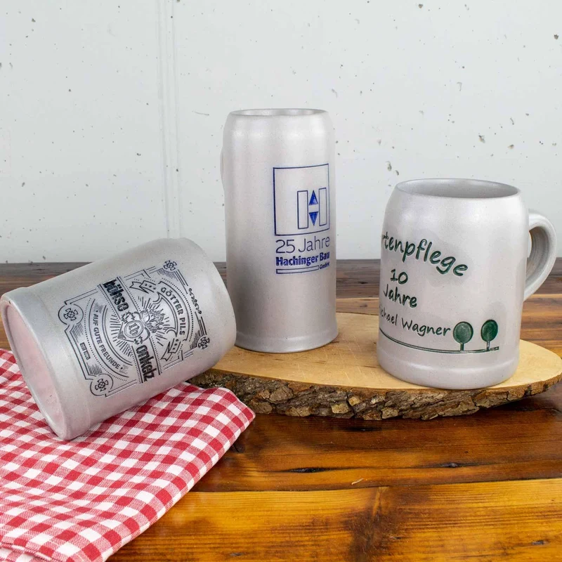 PREMIUM Bierkrug mit Zinndeckel & Prägung