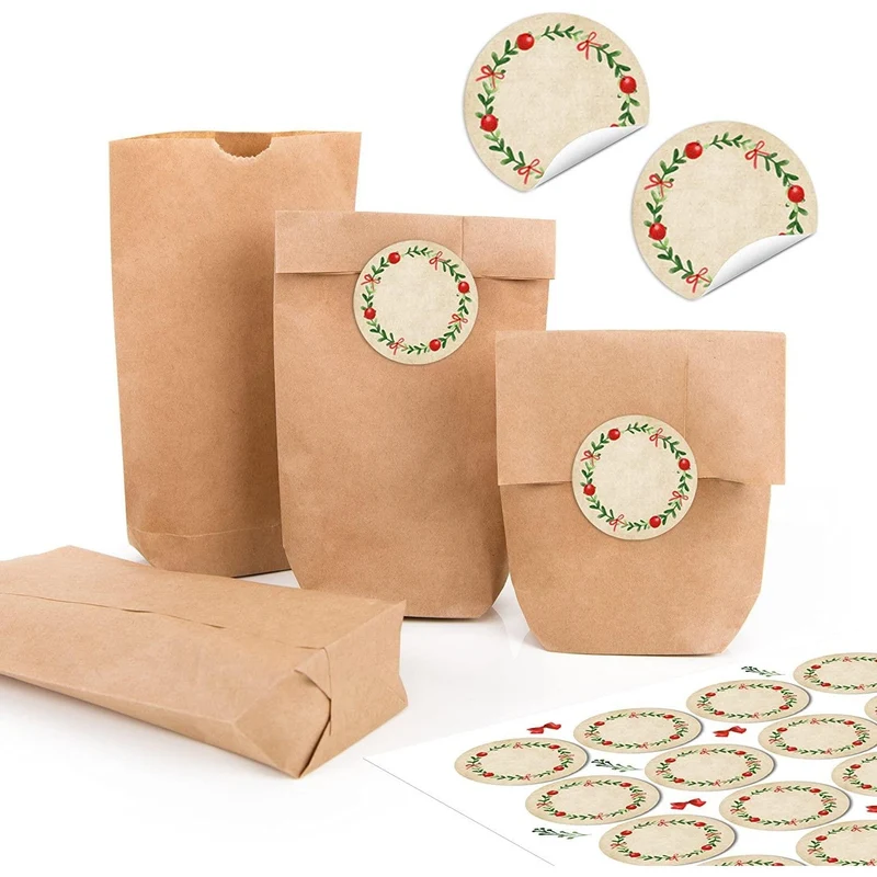 Kraftpapiertüten mit Boden 9 x 15 x 3,5 cm mit runden Weihnachts Aufklebern zum Basteln