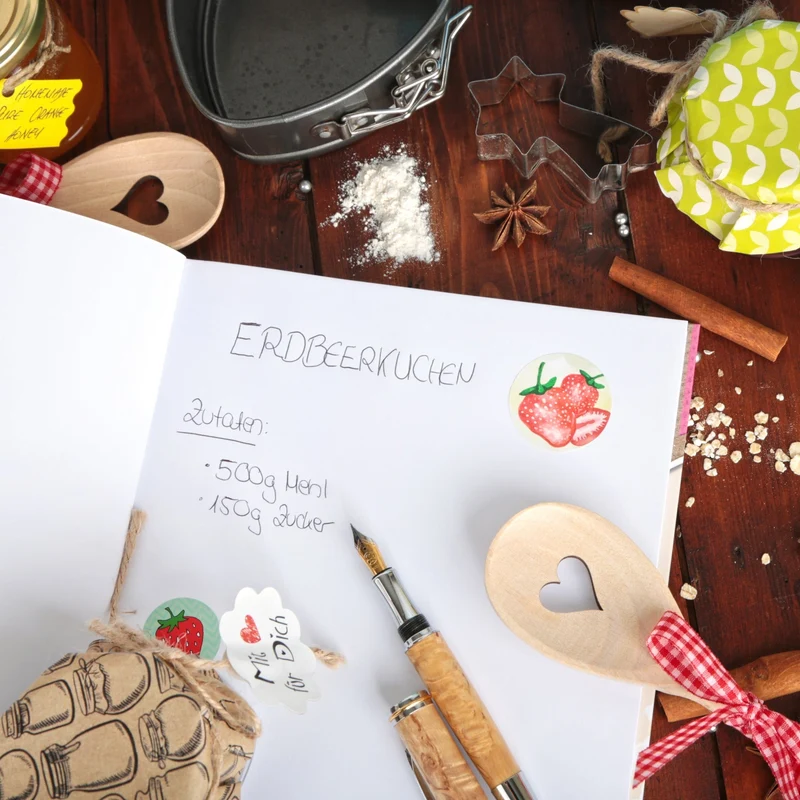 Backbuch A4 zum Selberschreiben mit leeren Seiten DIN A4 BACKEN IST LIEBE rosa beige