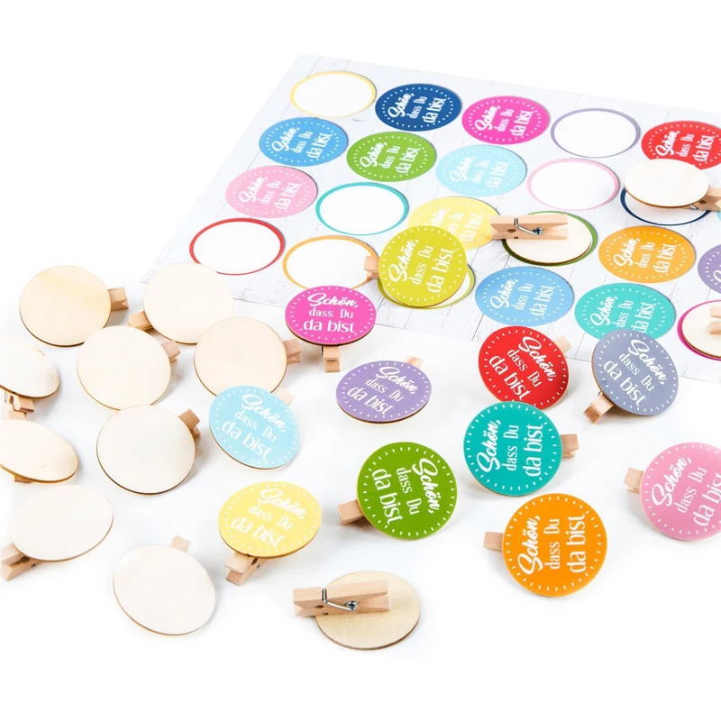 24 runde Holzklammern + 24 bunte Text Aufkleber Schön, dass du da bist - Geschenke verpacken Gastgeschenk Mitgebsel