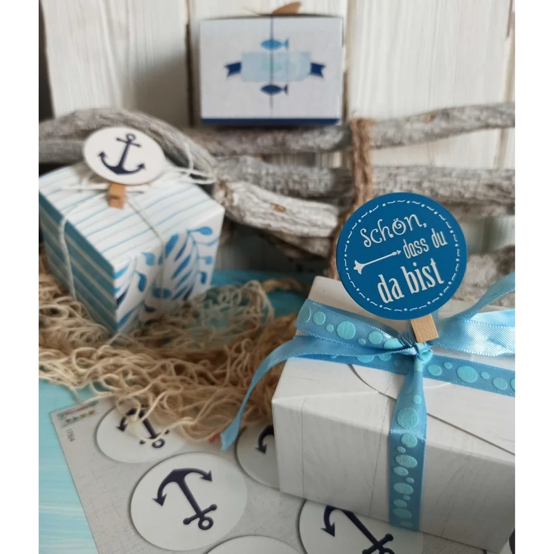 24 runde Aufkleber hellblau türkis blau SCHÖN DASS DU DA BIST 4 cm Geschenkaufkleber Etiketten für Hochzeit Taufe Kommunion Geburtstag Gastgeschenke give-away Deko Feste Geschenke Verpackung Mitgebsel