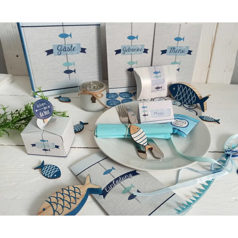 Deko Set aus Holz blau weiß - 12 kleine Fische mit Klebepunkt & 12 Fische auf Klammer - 5,0 + 5,5 cm