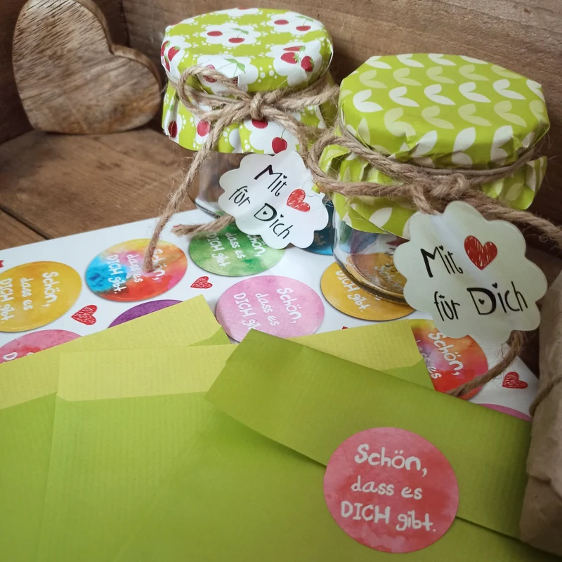 Logbuch-Verlag 24 bunte runde Aufkleber SCHÖN DASS ES DICH GIBT 4 cm Sticker Etiketten Verpackung Geburtstag Freunde Familie Kinder Geschenk Muttertag