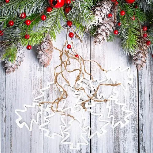 10 Weihnachtsanhänger Tannenbaum Silhouette weiß mit Schnur 9 cm - Christbaumanhänger Shabby Chic aus Holz