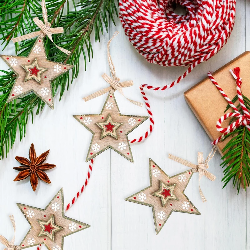 5 Sterne Anhänger Weihnachtsanhänger aus Holz natur rot gold - Sternanhänger