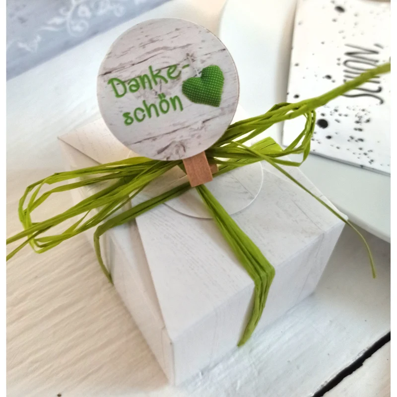 24 DANKESCHÖN DANKE grün weiß HERZ GEPUNKTET Aufkleber rund Deko Verpackung Geschenke Hochzeit Kommunion Geburtstag Fest Geschenkaufkleber Sticker Etiketten hellgrün