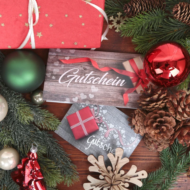 10 Stück Gutscheine Klapp-Karte Geschenkgutscheine rot weiß HERZEN SCHLEIFE für Kunden Mitarbeiter Freunde Geschenk zu Weihnachten Geburtstag Valentinstag MIT KUVERT DIN lang zum Aufklappen