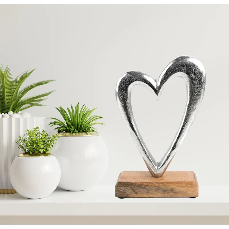 Großes Herz groß aus Metall zum Hinstellen auf Mango Holz Sockel - 21 cm