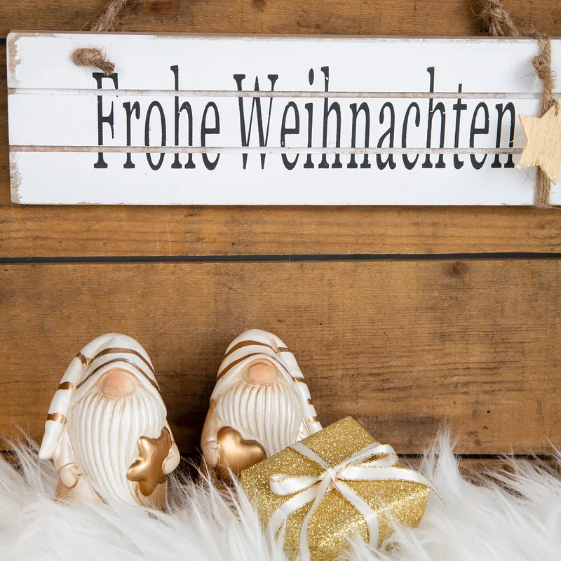 2 edle Wichtel Figuren - Weihnachtswichtel aus Porzellan 10 cm