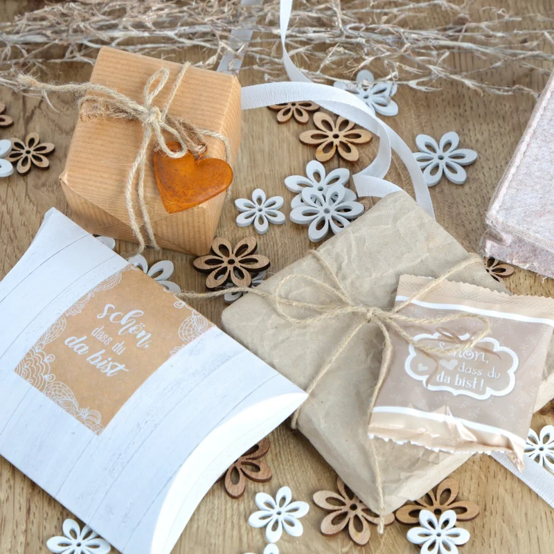 10 Aufkleber 5 x 14,8 cm SCHÖN DASS DU DA BIST beige natur weiß creme-farben hell-braun SPITZE Verpackung Hochzeit Gastgeschenk Fest give-away Kommunion Taufe vintage Tischkarten basteln Banderole