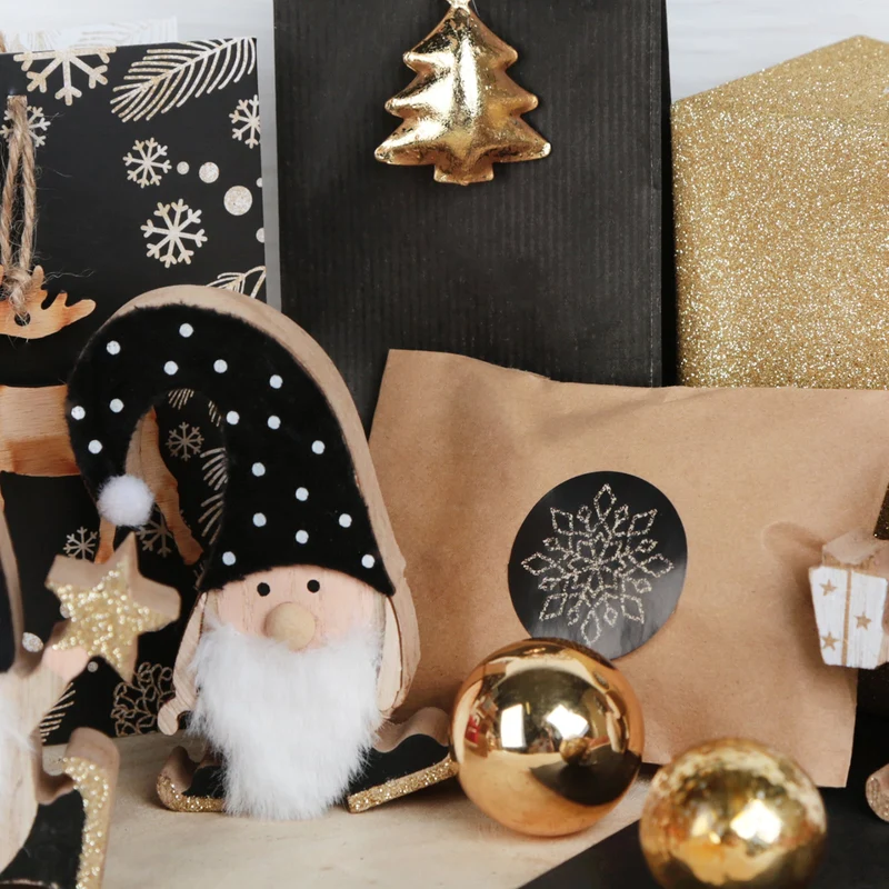 Logbuch-Verlag 24 Weihnachtsaufkleber schwarz weiß gold - Frohe Weihnachten Sticker rund selbstklebend 4 cm