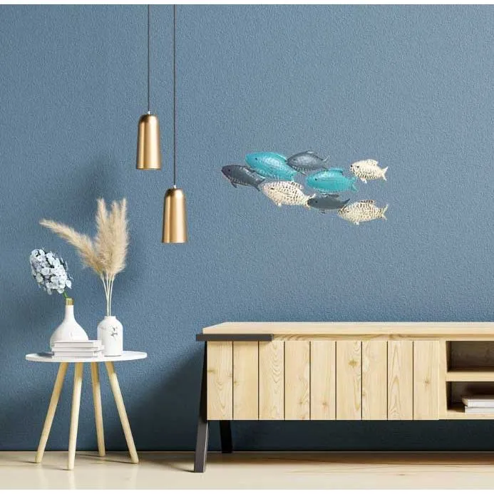Fischschwarm Wandskulptur aus Metall - blau türkis beige 47 cm