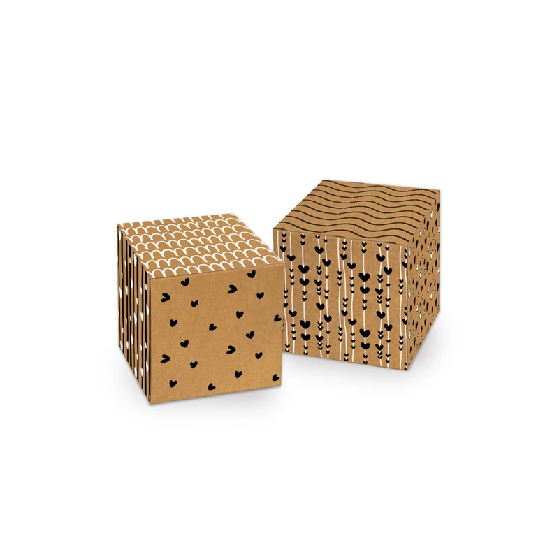 Geschenkboxen braun in Kraftpapier-Optik 7 x 7 cm mit Herzen schwarz-weiß