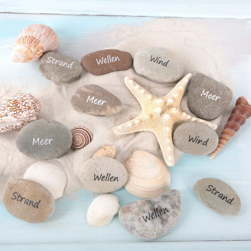 12 Steine mit Worten Strand + Meer + Wind + Wellen - maritime Dekosteine