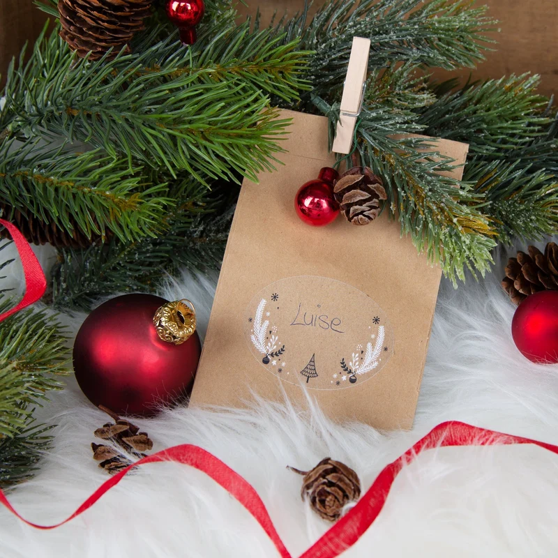 200 Weihnachtsetiketten zum Beschriften auf Rolle 6 x 4,5 cm oval