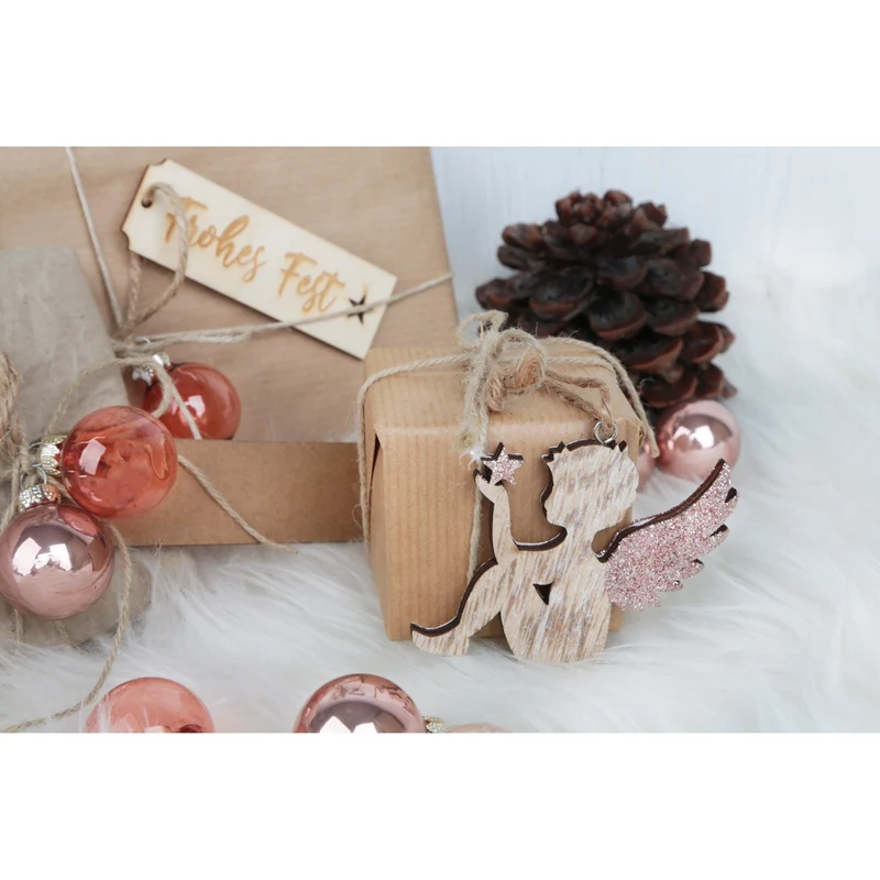 3 Weihnachtskarten DIN A6 Klappkarten mit Umschlag – edle Karten mit Hirsch-Anhänger aus Holz