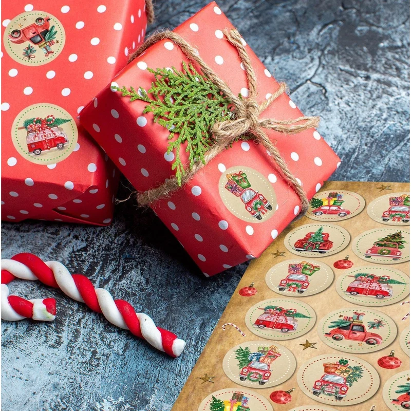 Logbuch-Verlag 24 runde Aufkleber mit weihnachtlichen Autos beige rot grün - Weihnachtstrucks Sticker für Kinder