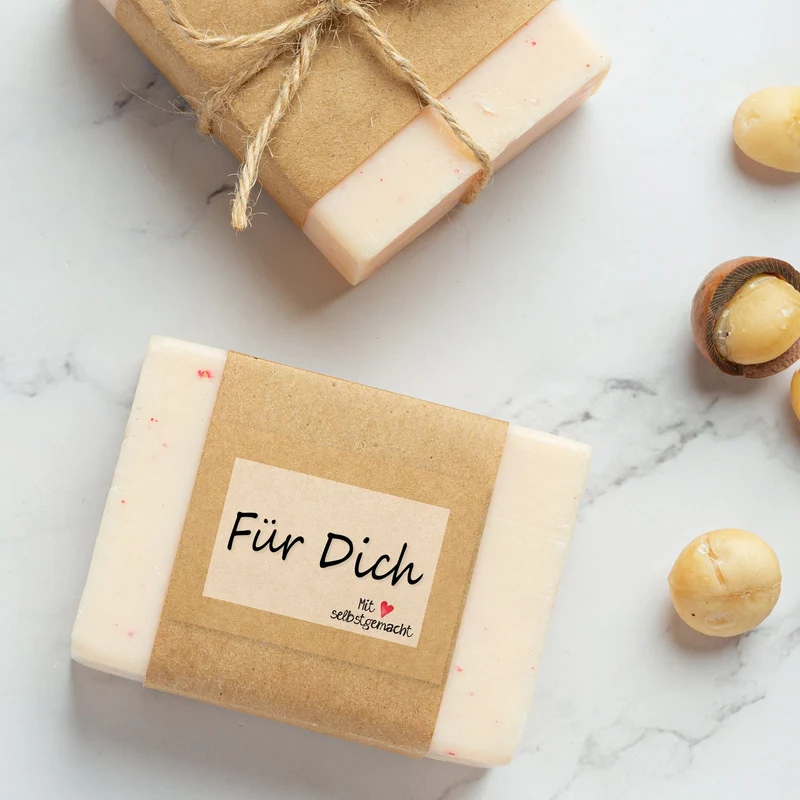 25 Etiketten Mit Liebe selbstgemacht zum Beschriften - 7,4 x 5,2 cm