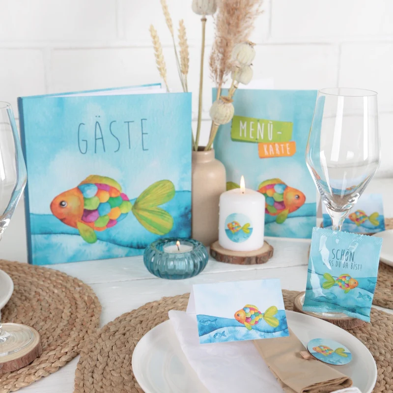 Logbuch-Verlag 24 Fische Dekoklammern aus Holz mit Aufkleber REGENBOGENFISCH türkis bunt - Tischdeko Deko Klammer Kommunion Kindergeburtstag