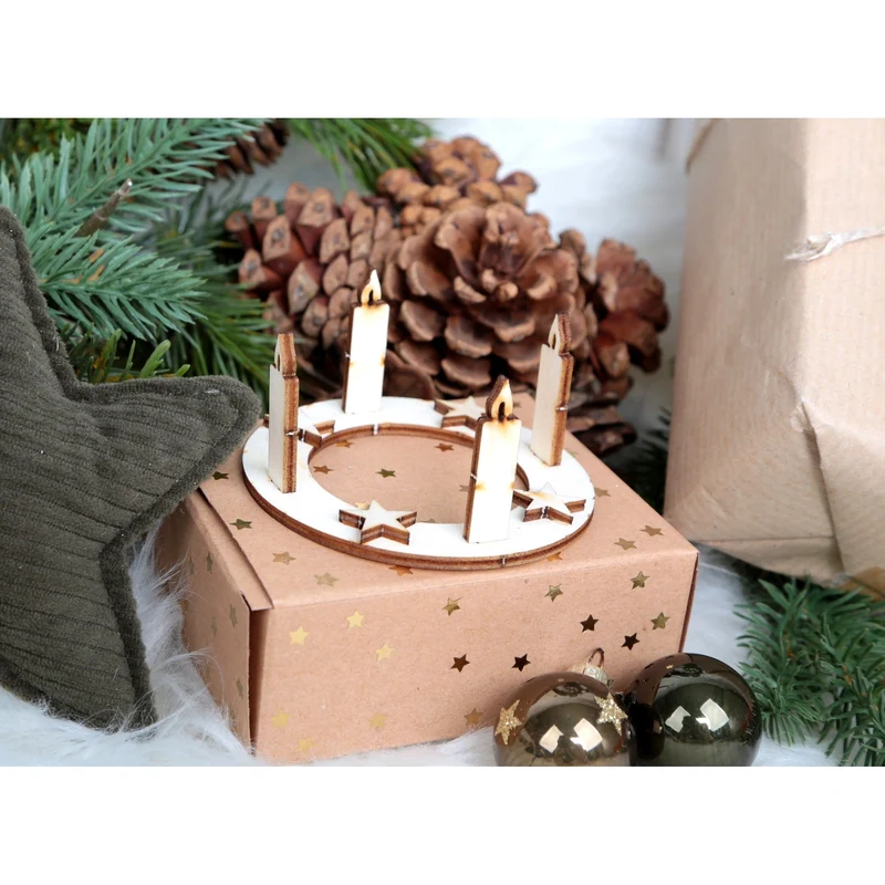Logbuch-Verlag 3 kleine Adventskränze aus Holz - Adventskranz Miniatur - Weihnachtskranz als Geschenkidee für Kunden & Mitarbeiter