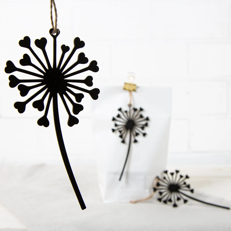 5 Pusteblumen zum Aufhängen schwarz aus Holz Geschenkanhänger 15 cm
