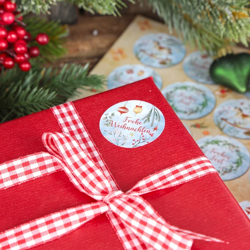 Logbuch-Verlag 24 Weihnachtsaufkleber mit Text Frohe Weihnachten & Frohes Fest Sticker Geschenke Kunden Mitarbeiter blau rot Ø 4 cm