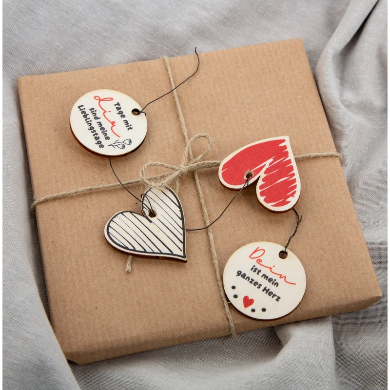 Geschenk 24 Herzen aus Holz mit Sprüchen Geschenk für Lieblingsmensch 4 cm