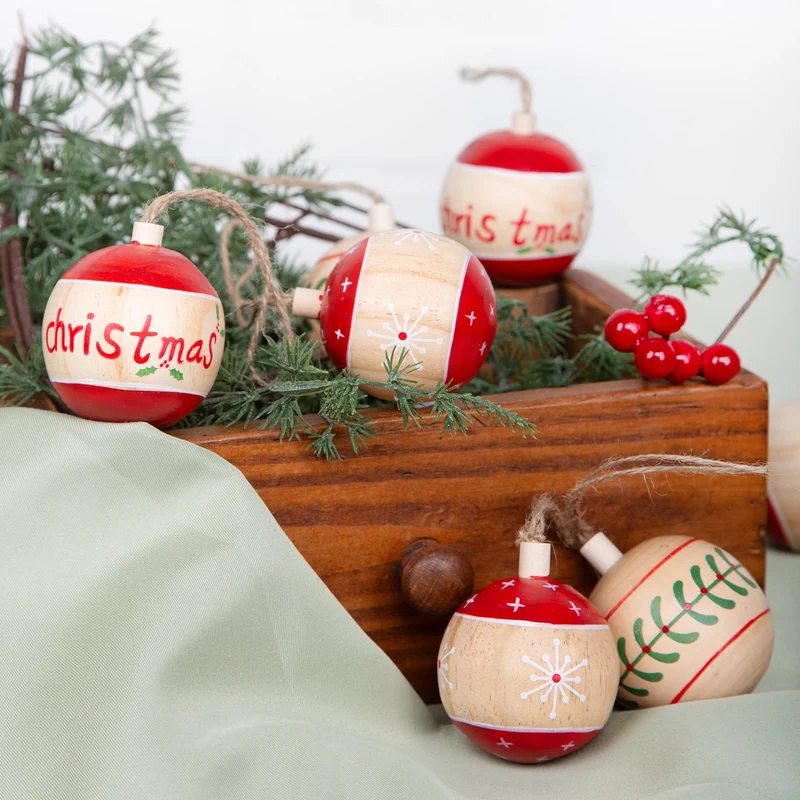 4 Holz Weihnachtskugeln zum Aufhängen braun rot grün Baumschmuck Ø 6 cm