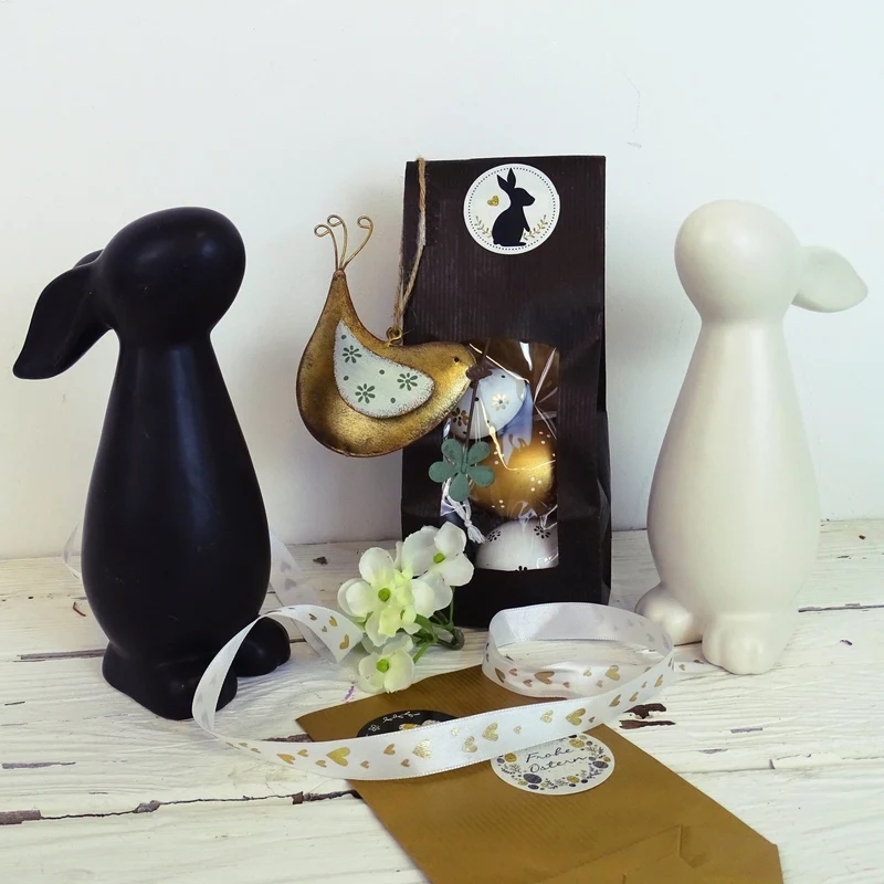 Logbuch-Verlag 3 Metall Vögel zum Aufhängen Frühlingsdekoration Metallanhänger Frühling Ostern 13,5 cm Gold grün weiß